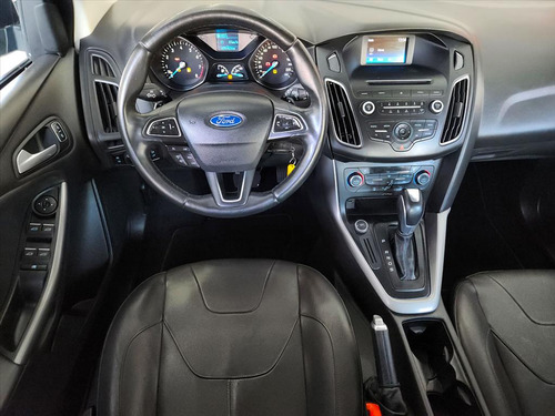 Ford Focus 2.0 SE 16V FLEX 4P POWERSHIFT