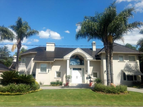 Imagen 5 de 30 de Magnífico Chalet En Venta En Country San Diego- Moreno
