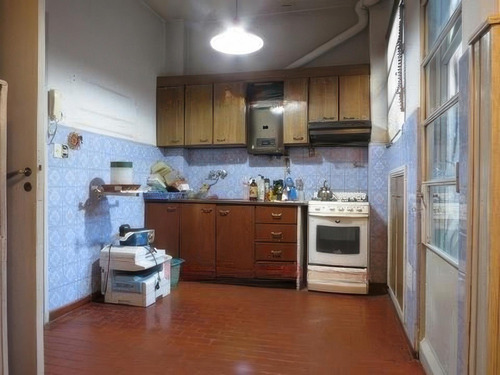 Ph En Venta - 2 Dormitorios 1 Baño - 176mts2 - Mataderos