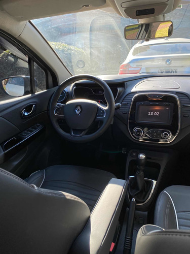 Imagen 6 de 9 de Renault Captur 2.0 Intens Manual 2019