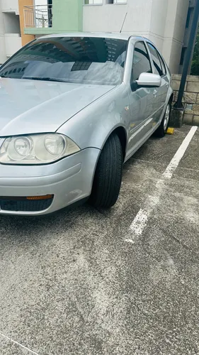 El Volkswagen Jetta 2009 Es Un Sedán Confiable, Cómodo Y Con