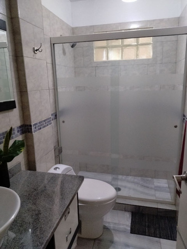Se Vende Espectacular Casa Semi Amoblada En Urbanización Privilegiada De La Vía Hp De Anaco. (a.p)