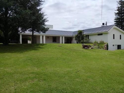 Imponente Lote Esquina De 3800 M2 (95 X 40)- Ideal Para Housing