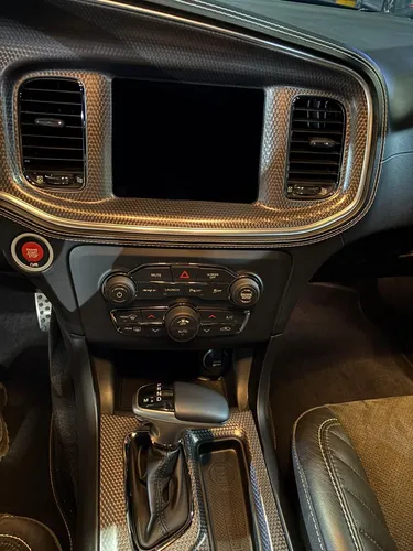 Dodge Charger 6.2 V8 Srt At