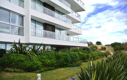 Imagen 11 de 12 de Apartamento En Venta Primera Linea En Brava Ref6061 (ref: Atm-6061)