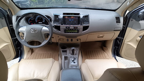 Imagen 9 de 18 de Toyota Fortuner