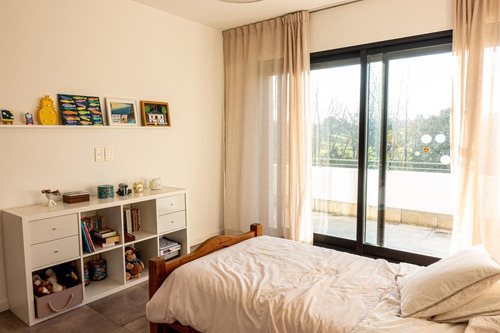 Venta Casa 4 Dormitorios 6 Baños Viñedos De La Tahona