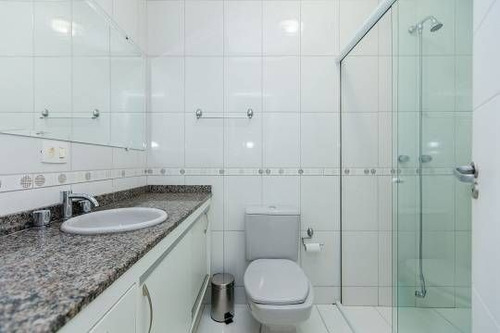 Casa À Venda Na Rua Harry Delmonte Janz, Mossunguê, Curitiba - Pr - Liv-12367