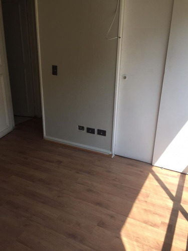 Depto. En Arriendo En Suecia*con Estacionamiento Y Bodega*