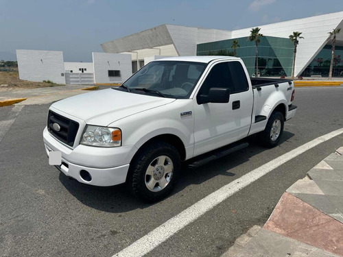 Ford Lobo 4.6 Stx Cabina Regular 4x2 At