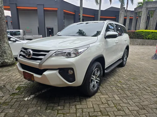 Toyota Fortuner 2.4 Sr Dsl 4x2 Aut 2020