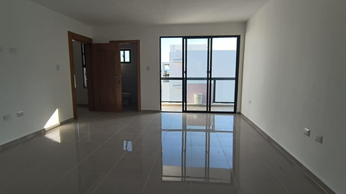 Elegante Apartamento En Los Llanos De Gurabo