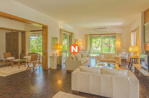 Espectacular Casa En La Mejor Zona Del Golf