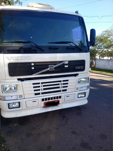 Imagem 10 de 12 de Volvo Fm 12