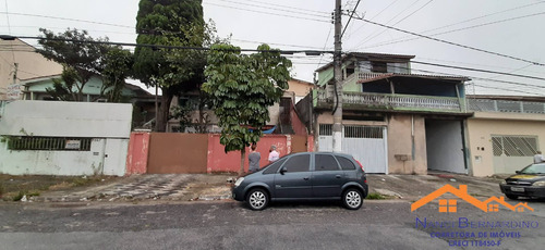 Imagem 2 de 2 de Amplo Sobrado A Venda, Confira! - 20491