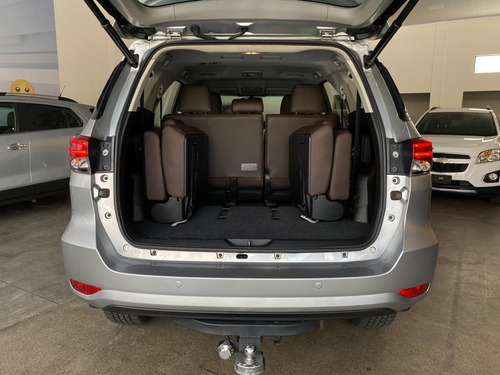 Imagem 7 de 14 de Toyota Sw4 2.7 Srv 7l 4x2 (aut) (flex)