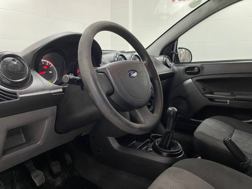 Ford Fiesta 1.0 ROCAM HATCH 8V FLEX 4P MANUAL