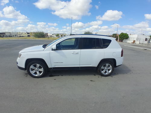 Jeep Compass 2.4 Litud 5vel 4x2 At