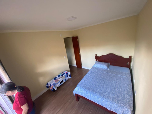 Casa Sobrado Com Excelente Espaço E Conforto