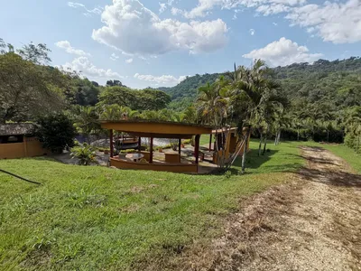 Lote y casalote en venta