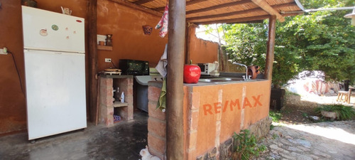 Imagen 13 de 17 de Re/max 2mil Vende Casa En La Vía Principal De Pedregales-juan Griego