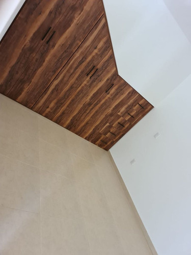 Se Vende Casa En Cañadas Del Arroyo, 4ta Recamara En Pb, Jardín, Doble Altura !