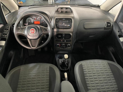 Imagem 11 de 14 de Fiat Idea Adventure1.8 Mpi Flex 5p