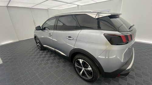 Imagen 5 de 25 de Peugeot 3008