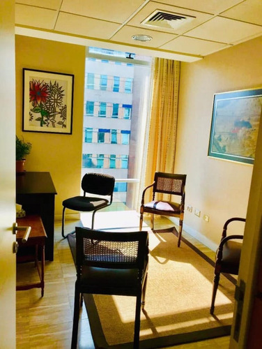 Oficina En Arriendo En Estoril / Las Condes