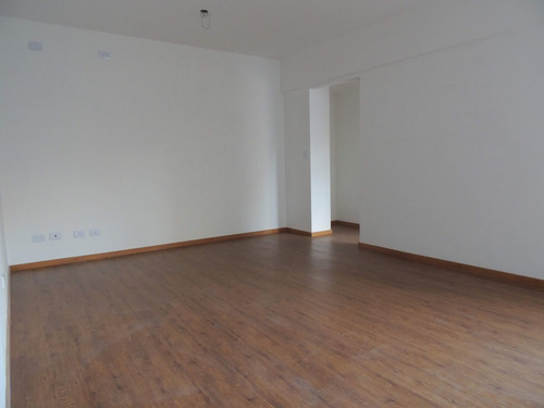 Imagen 5 de 13 de Departamento 2 Ambientes Venta Monte Castro Nuevo