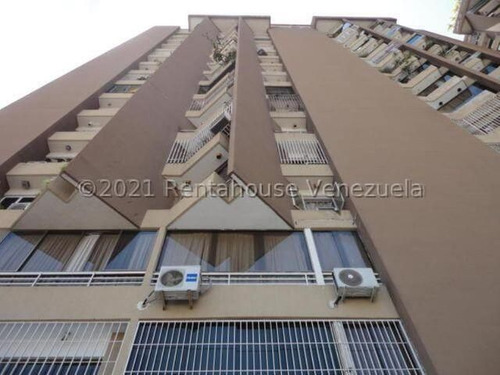 Apartamento En Venta En Colinas De Bello Monte 23-27987 Yf