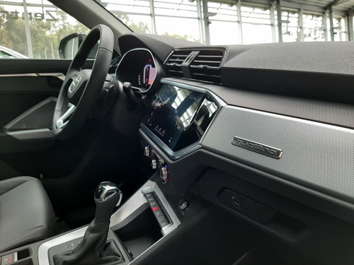 Audi Q3 40 Tfsi 2.0 180cv Quatrto Stronic 2021