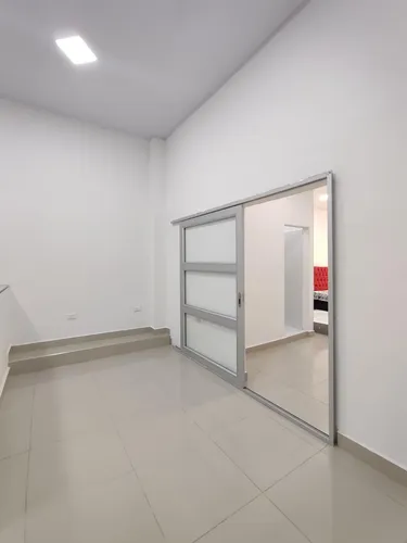 Casa-local En Arriendo En Patio Centro. Cod A24474