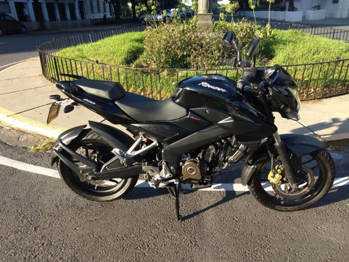 Bajaj Rouser Ns 200