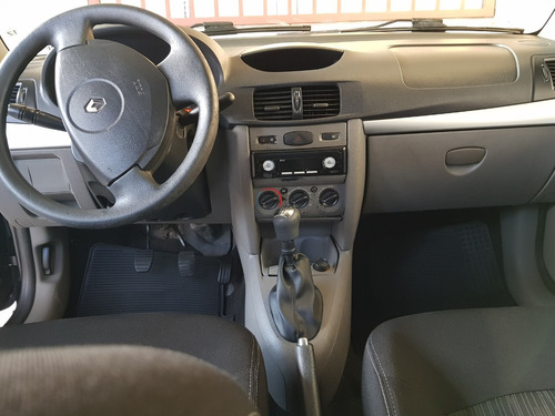 Renault Symbol 1.6 8v 2010 Bom Estado 66.000 Km Único Dono