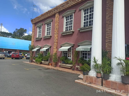 Se Vende Fondo De Comercio De Restaurant Casa Agustin, Ubicado En El C.c La Cascada, Carrizal. Nc