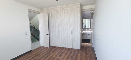 Casa En Venta En Residencial Mallorca, 4 Recamaras, Estudio, Cto Serv, 3 Autos