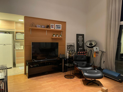 Imagem 9 de 14 de Apartamento Para Locação De 134m² Com 2 Suítes E 2 Vagas.
