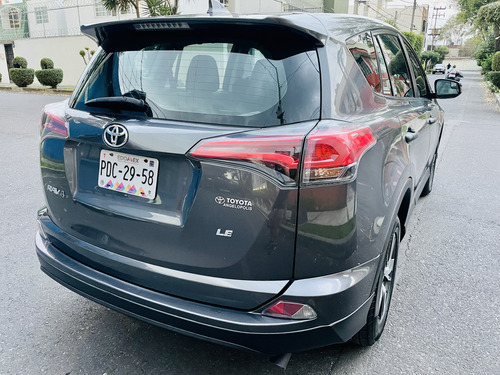 Toyota RAV4 2.5 Le At