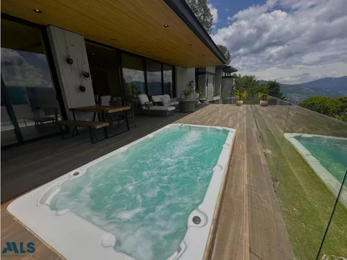 Una Casa Espectacular(mls#249327)