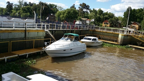 Chris Craft 262 Crowne Motor Volvo Penta 7.4 330hp Duo Prop