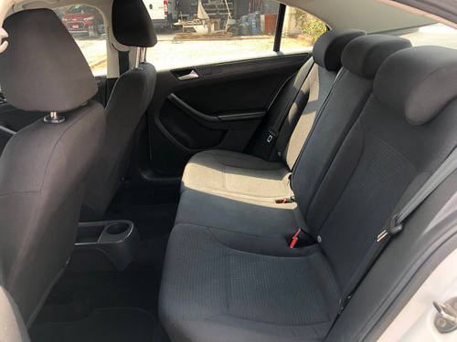 Imagen 8 de 15 de Volkswagen Jetta Mkvi 2.0l Automatico 2018 Credito Financiam