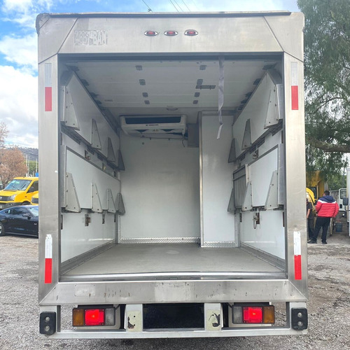 Imagen 5 de 8 de Isuzu Elf 200 Mod 2013