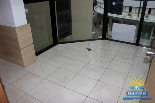 Imagem 7 de 11 de Sala Salão Comercial No Bairro Centro Em Florianópolis Sc - 14475