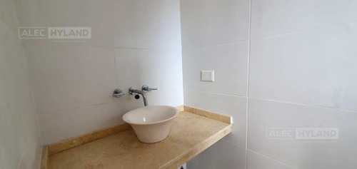 Imagen 9 de 30 de Casa 4 Ambientes En Venta - Mart.-santa Fe/fleming