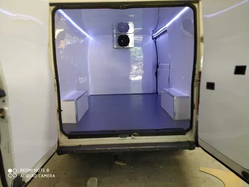 Revestimiento Para Transporte De Alimento Con Equipo De Frío