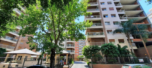 Venta De Departamento  En Quilmes 4 Ambientes.