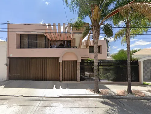 Casa Economica En Venta  Gran Oportunidad De Inversión - (remate)  Cerro Del Laurel 305, Jardines De La Concepción I, 20120 Aguascalientes, Ags.