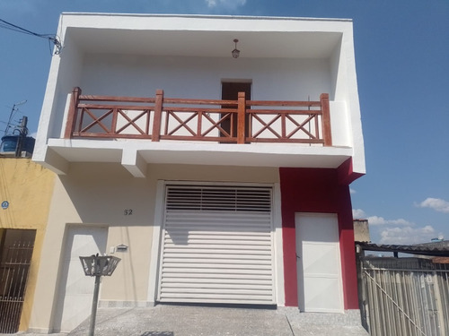 Vende-se Casa Com Rendimentos Em Francisco Morato Centro