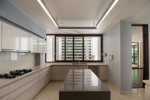 Departamento En Venta De 3 Dorm. En Las Condes